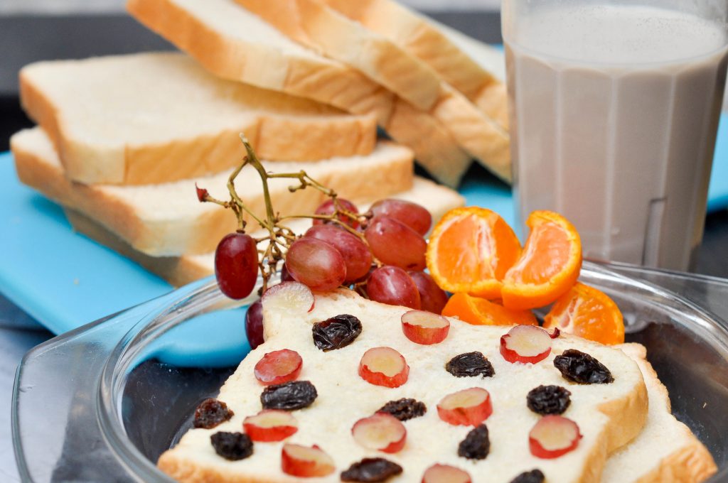 Make-Easy-and-Healthy-Breakfast-Step-5