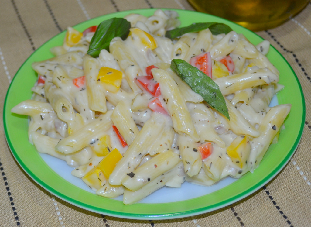 Make Pasta In White Sauce